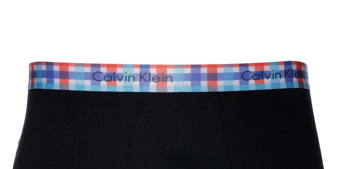 Pánské černé boxerky Calvin Klein s kostkovaným lemem