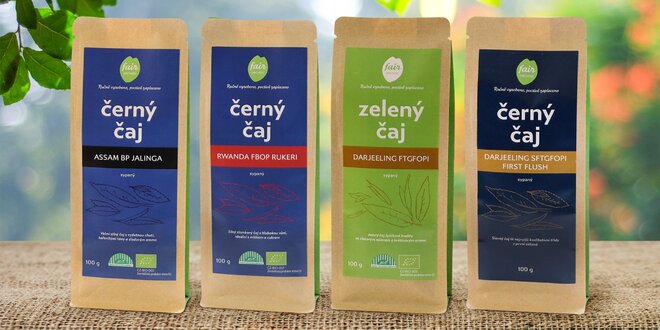 Sypané zelené a černé fair trade čaje