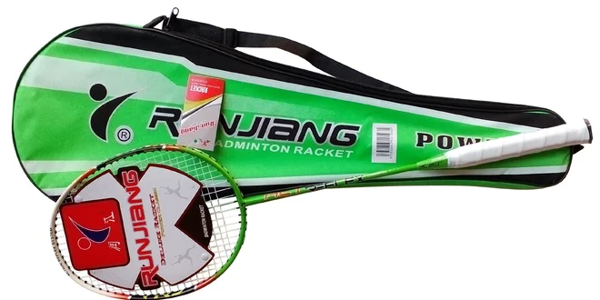 Badmintonová raketa z karbonu, hliníku a oceli