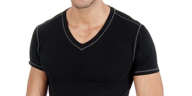 Pánské černé tričko s véčkem a bílým prošíváním Polo Ralph Lauren