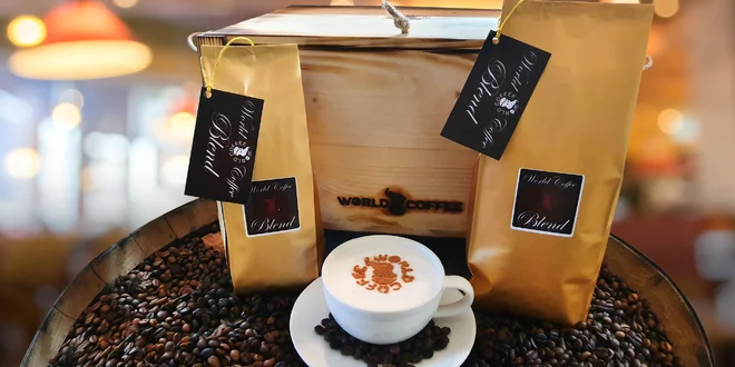 250 g zrnkových i mletých káv z celého světa