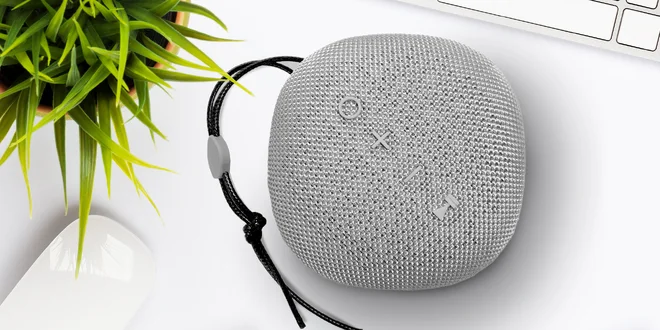 Hudba po ruce: voděodolný bluetooth reproduktor