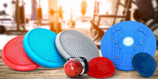 Masážní a balanční disk nebo další fitness pomůcky