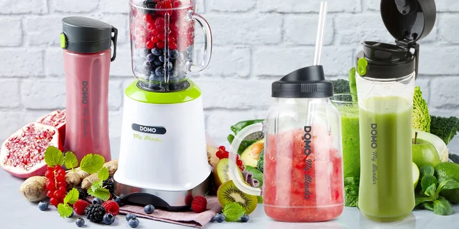 Smoothie mixér Domo se džbánkem a třemi lahvemi