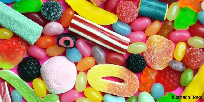Až 1,6 kg želé bonbónů, pendreků či jiných cukrátek