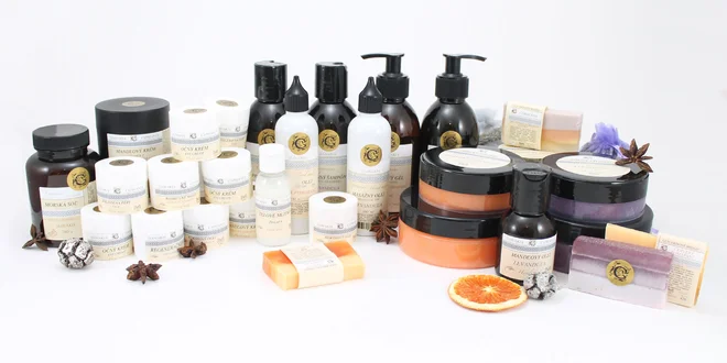 Kazety levanduľovej či pomarančovej kozmetiky