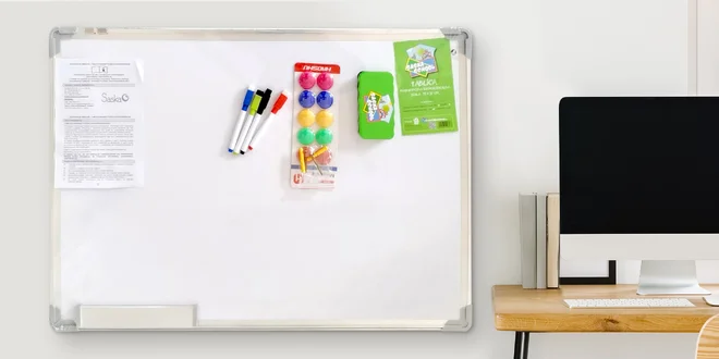 Magnetické tabule s příslušenstvím: 4 rozměry