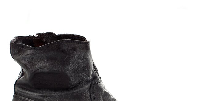 Pánské vyšší kožené boty s vintage povrchem Levis