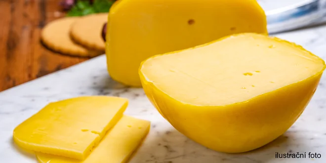 380g baby gouda z kravského, kozího i ovčího mléka