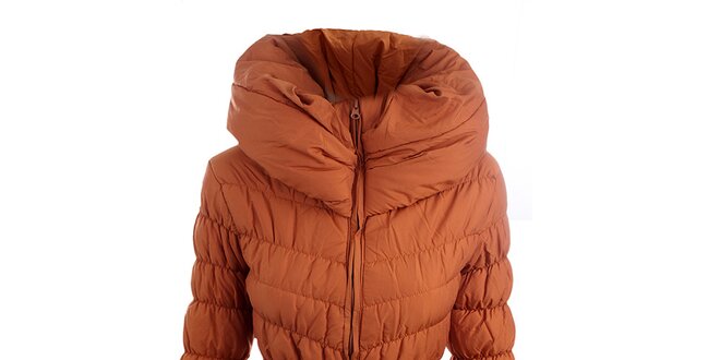Dámský cihlově oranžový prošívaný kabát Fridays Made in Italy