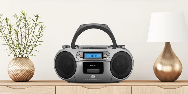 Rádio, kazeťák a CD přehrávač ECG s tunerem DAB+