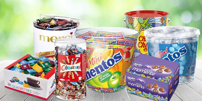 Obří boxy cukrovinek: Mentos, Chupa Chups i Milka