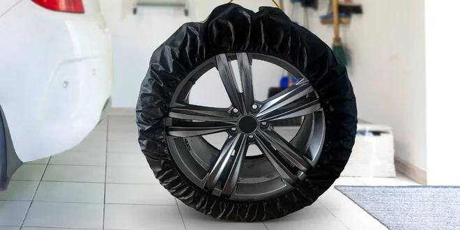 Návleky na uskladnění a přenášení 17–19" pneumatik