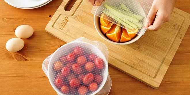 Sady silikonových pokliček pro uchování potravin