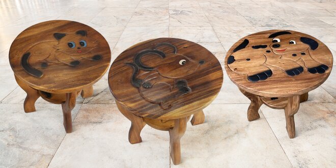 Ručně zdobené dřevěné stolky pro děti: 6 variant