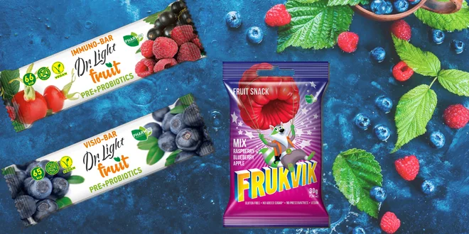 Zdravé svačinky: ovocné tyčinky a kostičky