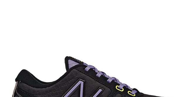 Dámské černé fitness boty New Balance s fialovými detaily