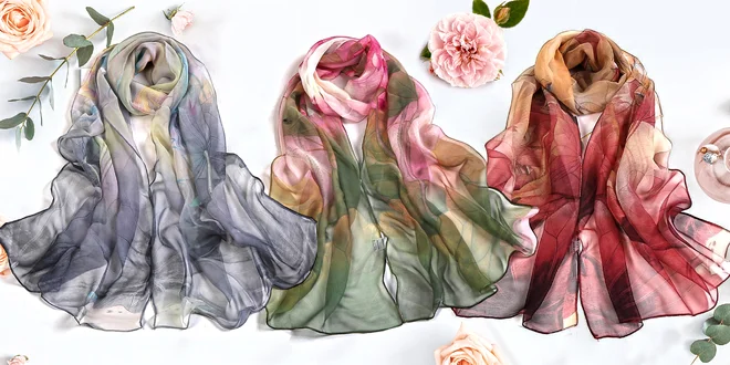 Elegantní lehké šály s lekníny v různých barvách