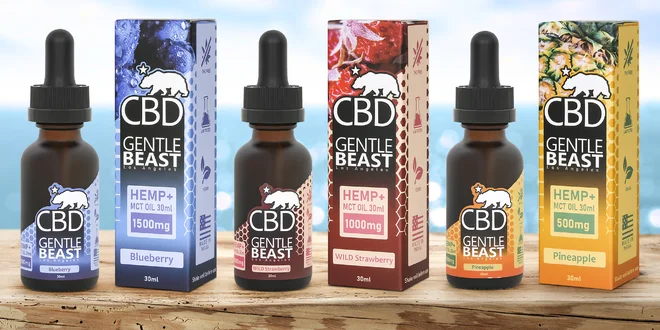 CBD oleje s příchutí ananasu, jahody a borůvky