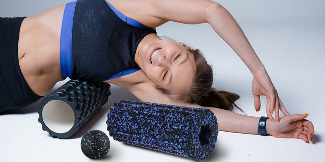 Podložky na jógu, masážní koule a foam roller