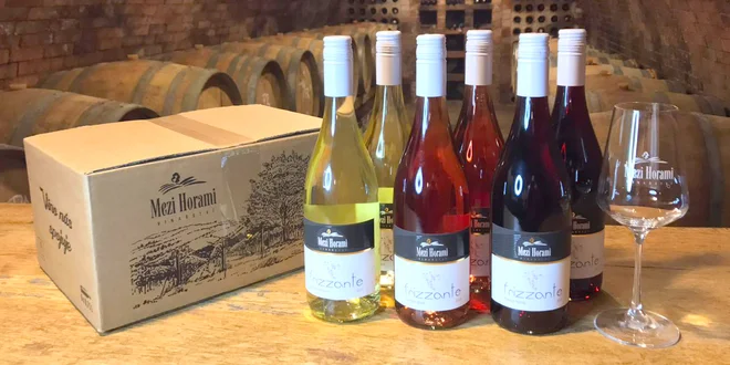 Moravská vína i hroznové mošty: lahve či boxy