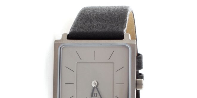 Dámské titanové hodinky Danish Design s černým koženým řemínkem