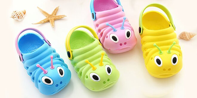 Veselé housenkové sandály pro děti