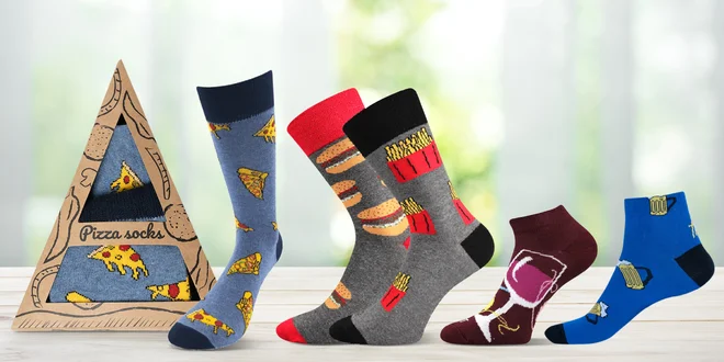 Sety vtipných ponožek. Motivy pizzy, vína, avokáda aj.