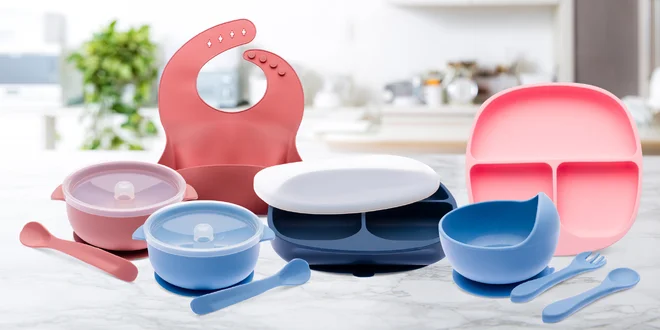 Sady dětského silikonového nádobí i s bryndákem