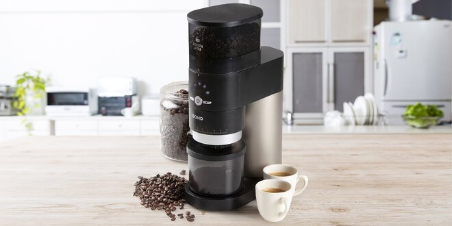 Káva doma: elektrický mlýnek na kávu s mlecími kameny
