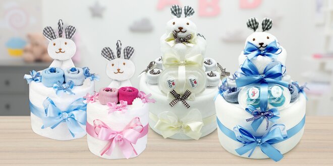 Plenkové dorty včetně hraček i oblečení pro miminka