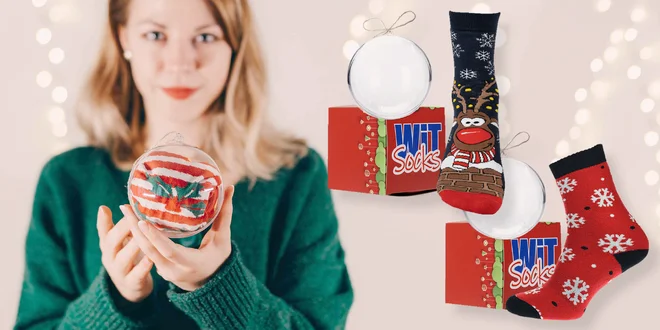 Vánoční ponožky v kouli na stromeček