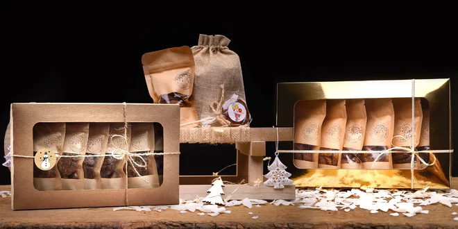 Dárkové krabice datlových bonbónů: kokos i perník