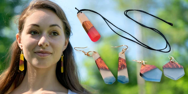 Ručně vyráběné unisex šperky z pryskyřice a dřeva