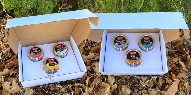 Balíčky se třemi skleničkami francouzských terin