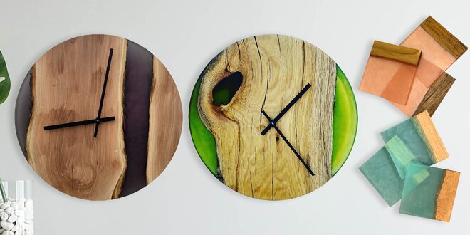 Ze dřeva a epoxidu: podtácky, podnos i hodiny