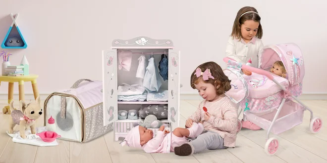 Panenky, kočárky a další hračky pro malé holčičky