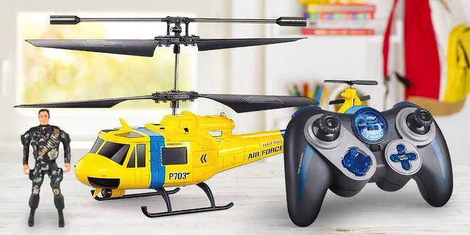 Helikoptéra s figurkami vojáků na dálkové ovládání