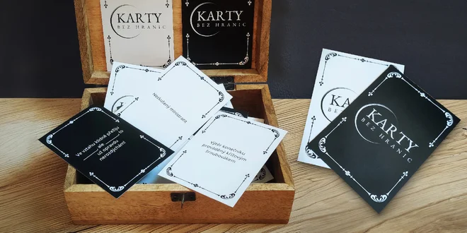 Karty bez hranic: pikantní hra nejen pro páry