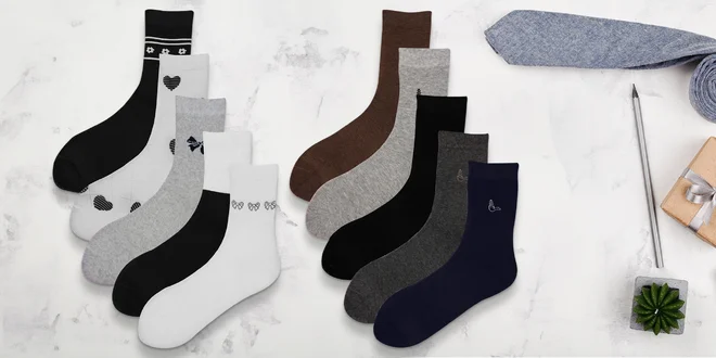 Balíček 5 párů ponožek: dámské i pánské v černé i bílé