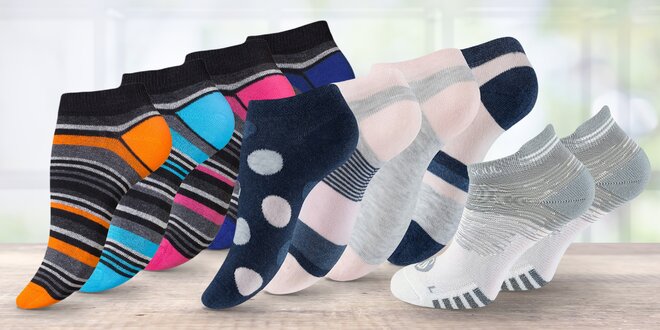 Balení 2–5 párů ponožek různých střihů