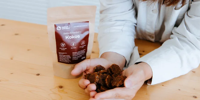 Datlové bonbony, tyčinky i lízátka v mnoha příchutích