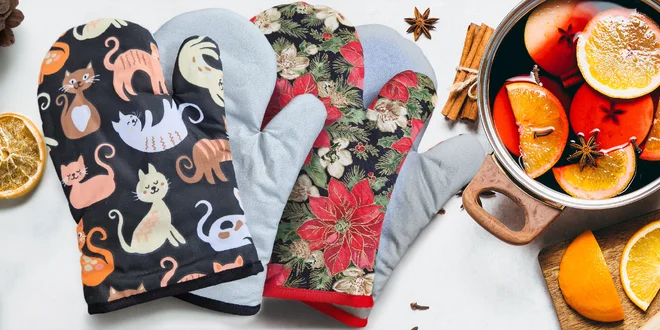 Textilní chňapky s teflonem: kočky, puntíky i vánoční