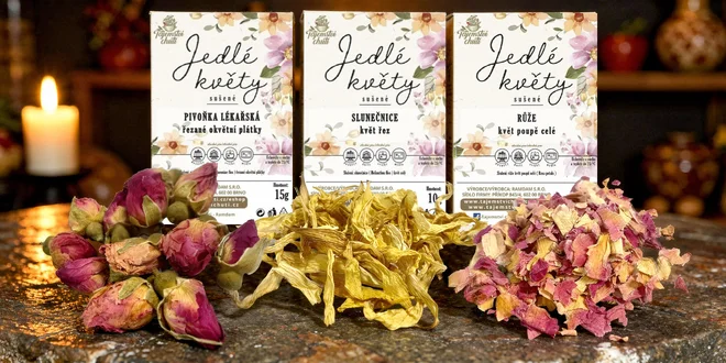 Sušené jedlé květy: chrpa, růže, měsíček i směsi