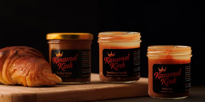 Karamelové pasty se lžičkou i gravírovaným víčkem