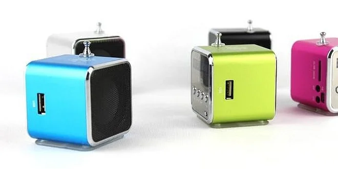 Mini prenosný USB reproduktor so vstavaným FM