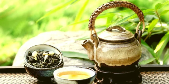 Kvalitné sypané čaje, goji v čokoláde a hrnčeky vhodné aj ako darček