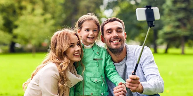 Profesionálna teleskopická selfie tyč s bluetooth ovládaním!