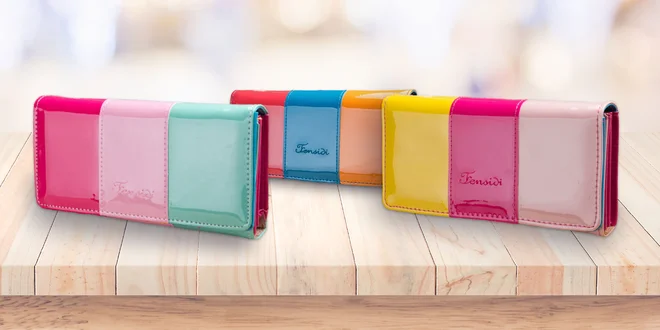 Lesklé trojfarebné peňaženky