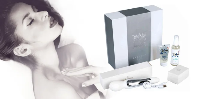 Masážny vibrátor s dvoma motorčekmi